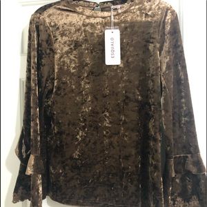 Velvet top new with tag. Size 8
